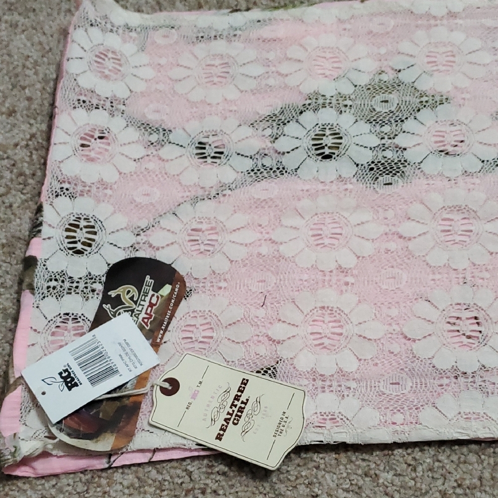 Mossy Oak Pink Camouflage Apron and Scarf - Picture 5 of 8